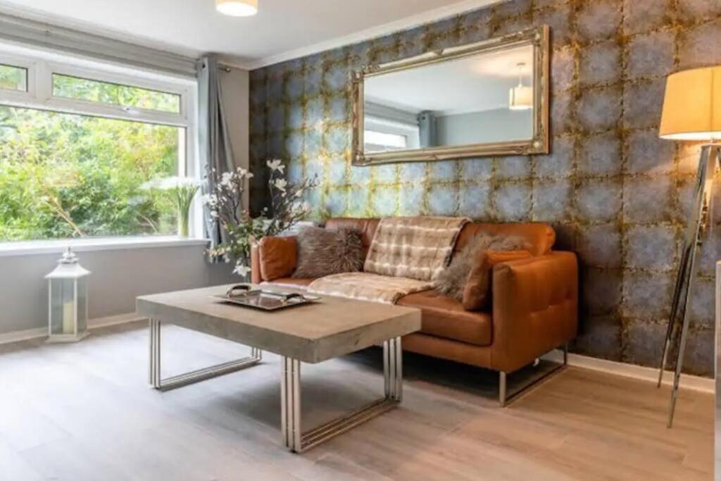 דירות גלאזגו Cosy 1 Bed With Parking In City Centre מראה חיצוני תמונה